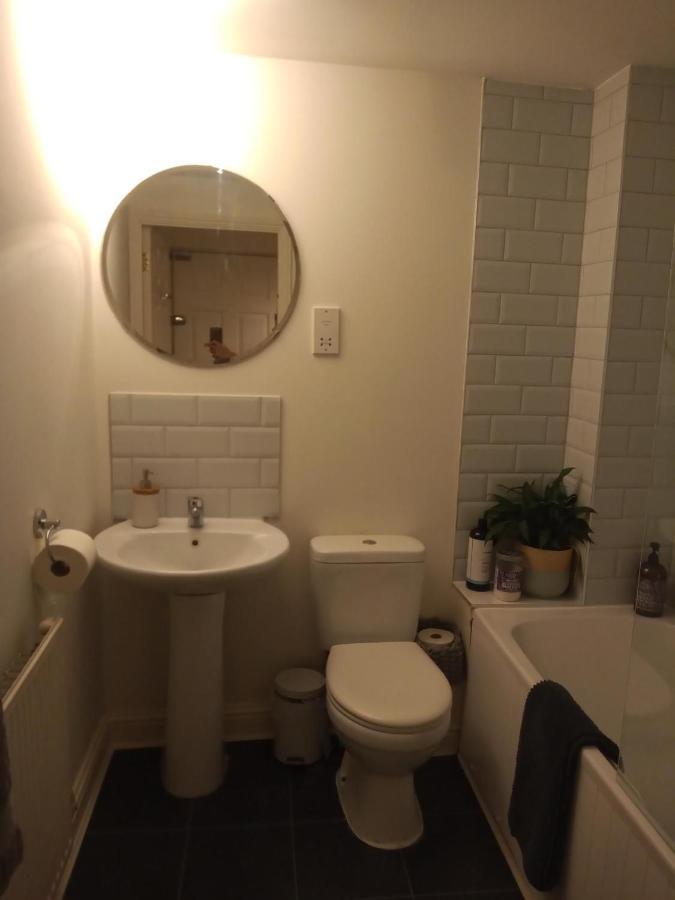 The Eaves, Glastonbury High Street 2 Bed 2 Bathroom Apartment Zewnętrze zdjęcie