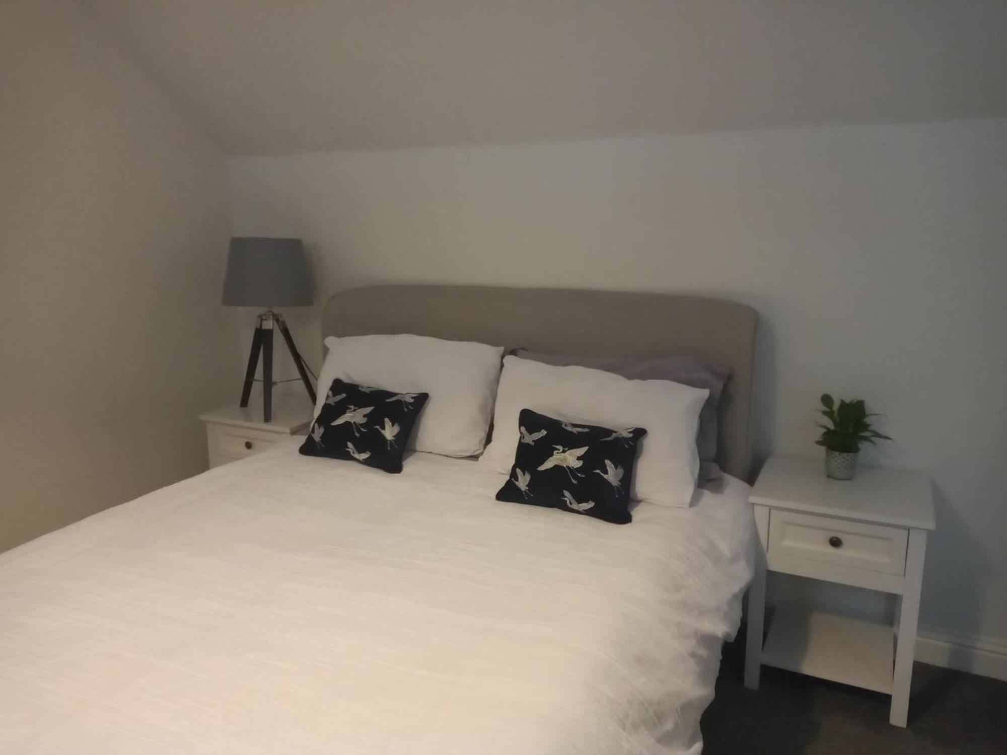 The Eaves, Glastonbury High Street 2 Bed 2 Bathroom Apartment Zewnętrze zdjęcie